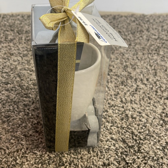 Celebrate Graduation Mug Gift Set - Class of 2021 - Picture 13 of 15